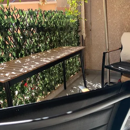 Daire Tt Confort Coeur Avec Terrasse Et Parking Gratuit