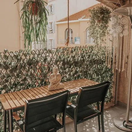 Tt Confort Coeur Avec Terrasse Et Parking Gratuit Apartment