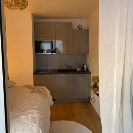 Tt Confort Coeur Avec Terrasse Et Parking Gratuit Apartment Sanary-sur-Mer